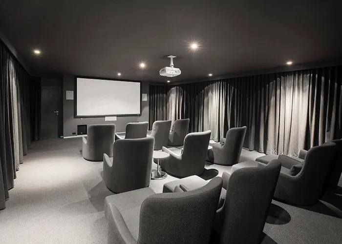 Mantra Circle On Cavill Aparthotel Gold Coast
